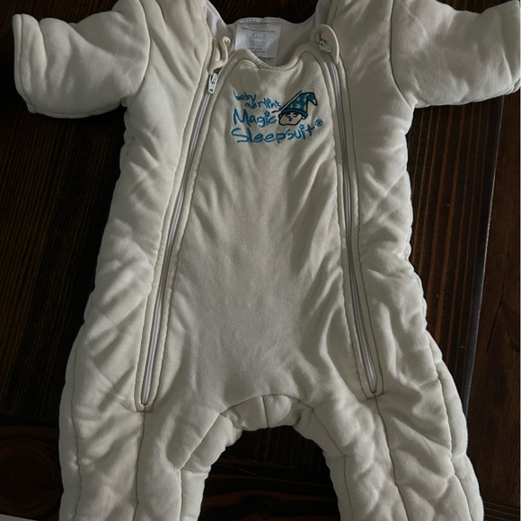 Baby Merlin's Magic Sleepsuit Cream Sleep Sack - Picture 1 of 2
